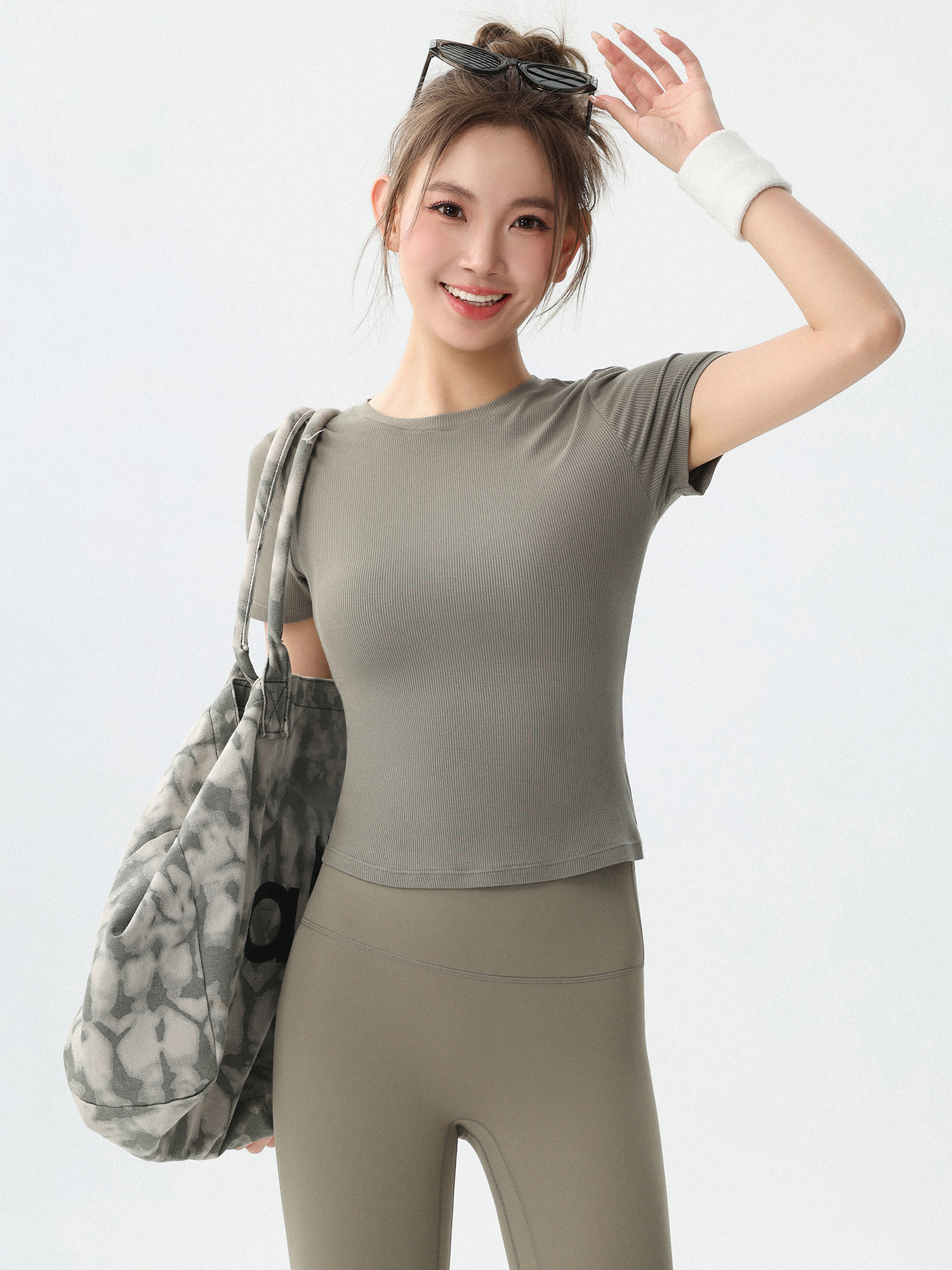 Pilates Yoga Exercises - Women's Yoga Sportswear round Neck High