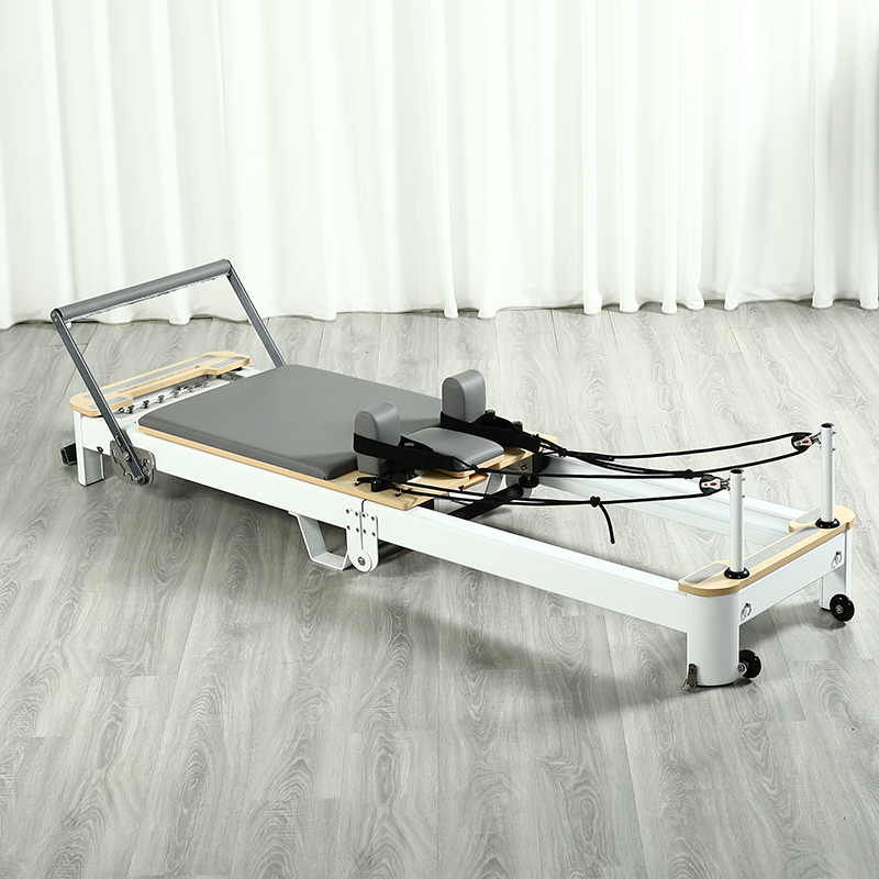 Oak Pilates Reformer, White Al – Pilates & Yoga Training Center recenzja i cena